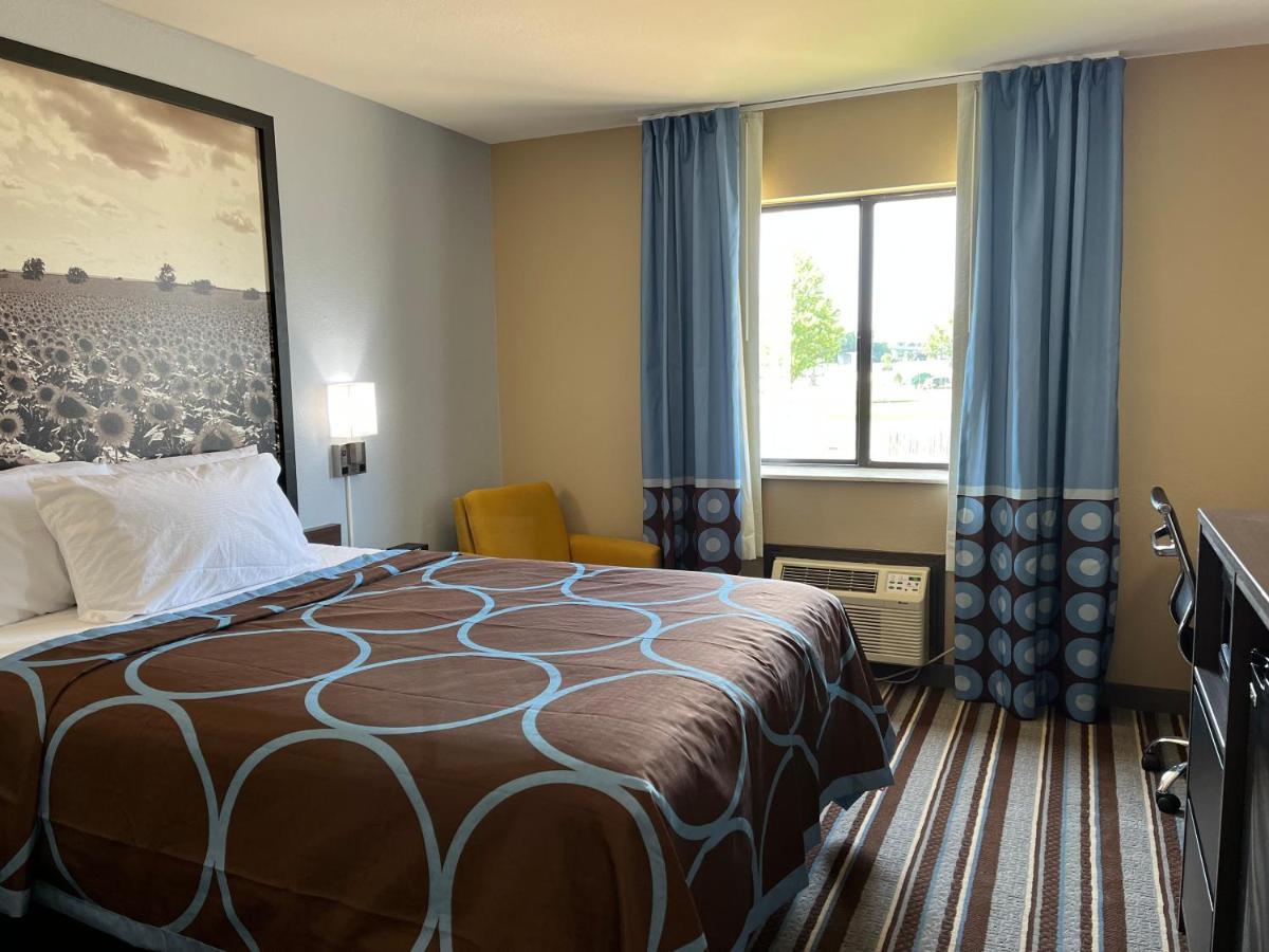 Hotel Super 8 By Wyndham Independence Ks Zewnętrze zdjęcie