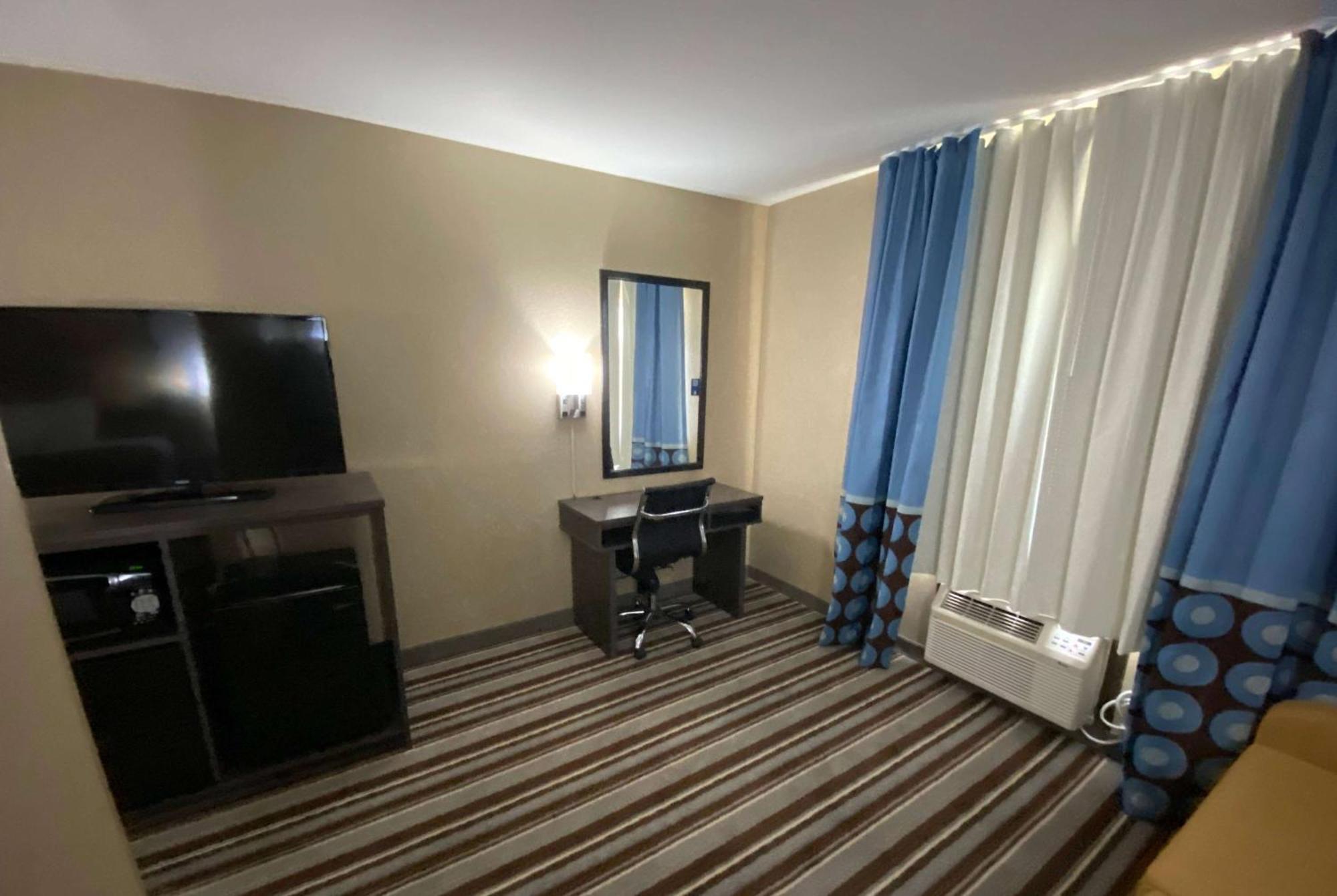 Hotel Super 8 By Wyndham Independence Ks Zewnętrze zdjęcie